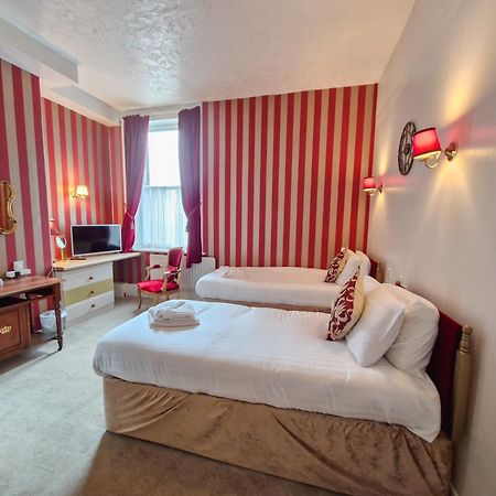 Wharton Arms Hotel Skelton  Bagian luar foto